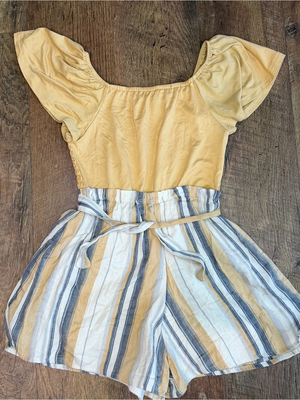 Three Pink Heart Girls Romper Shorts Elastic Top Lined Shorts Yellow Striped Med